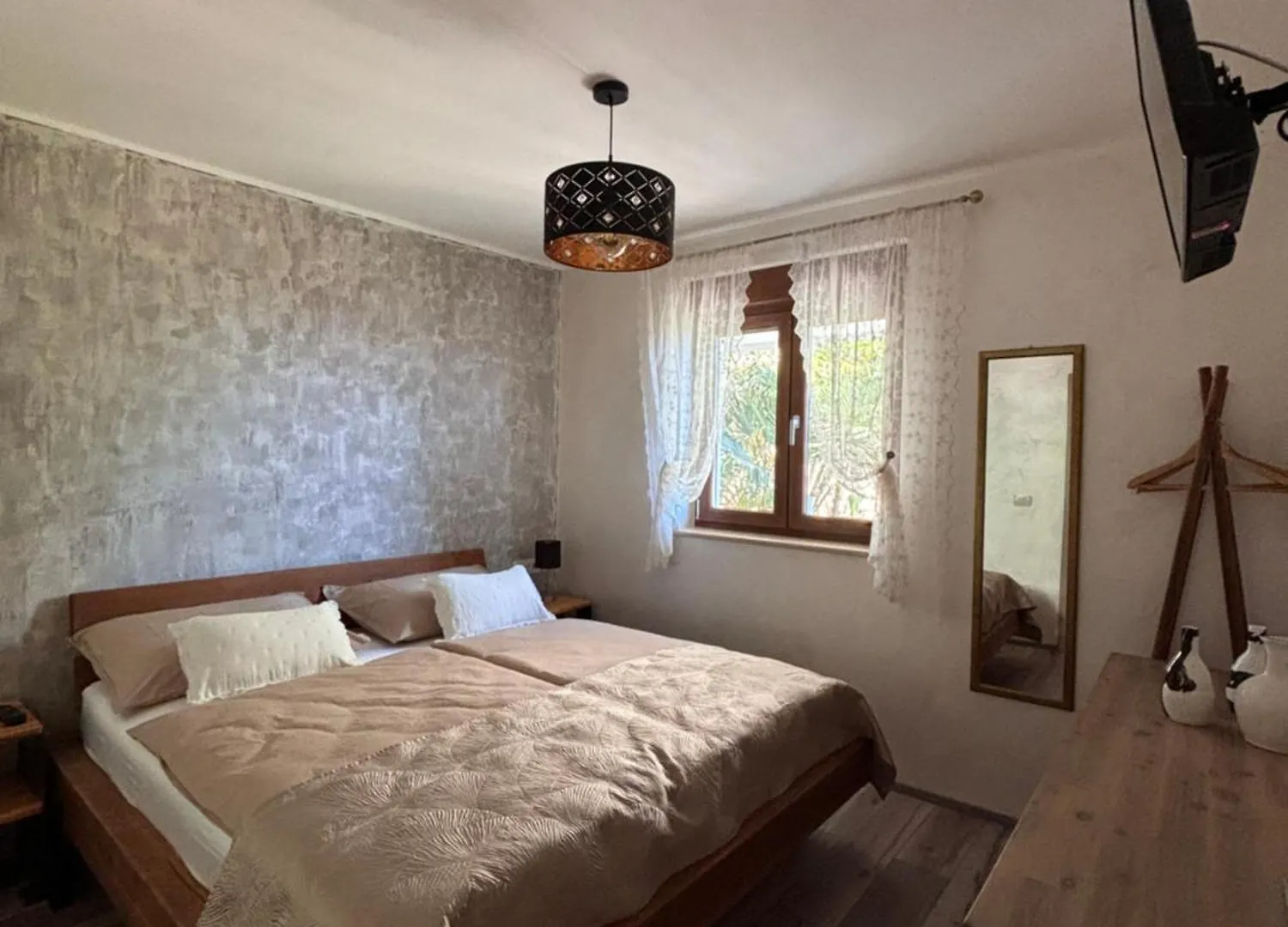 Amor, Flat With Private Hot Tub, Breathtaking Views And Free Parking In A Garage, Bookable All Year Round, Also Take A Look At Our Flat Coccolina Rabac Appartement