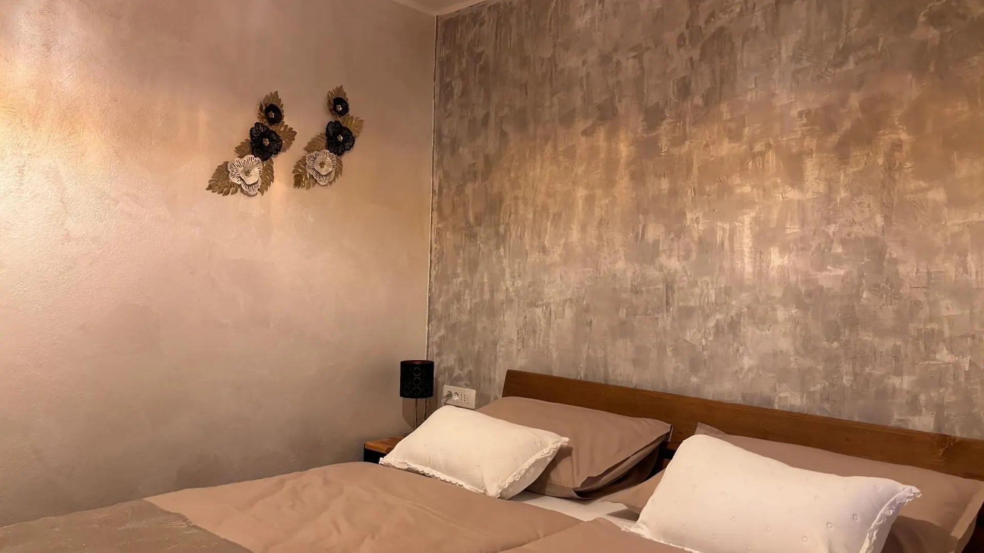 Apartment Amor, Flat With Private Hot Tub, Breathtaking Views And Free Parking In A Garage, Bookable All Year Round, Also Take A Look At Our Flat Coccolina Rabac